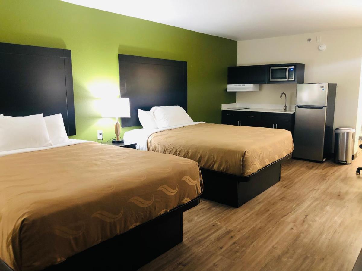 Quality Inn & Suites Lake Charles South Екстер'єр фото