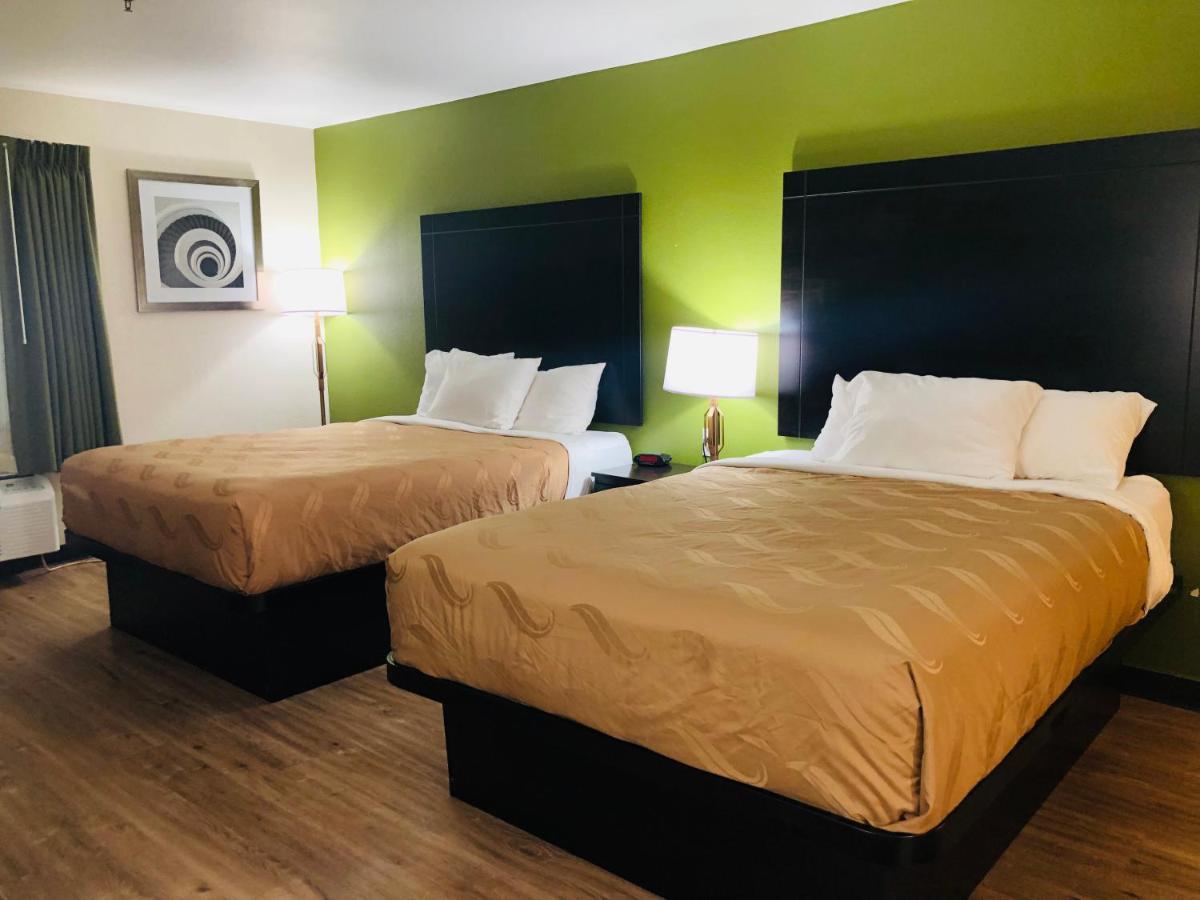 Quality Inn & Suites Lake Charles South Екстер'єр фото