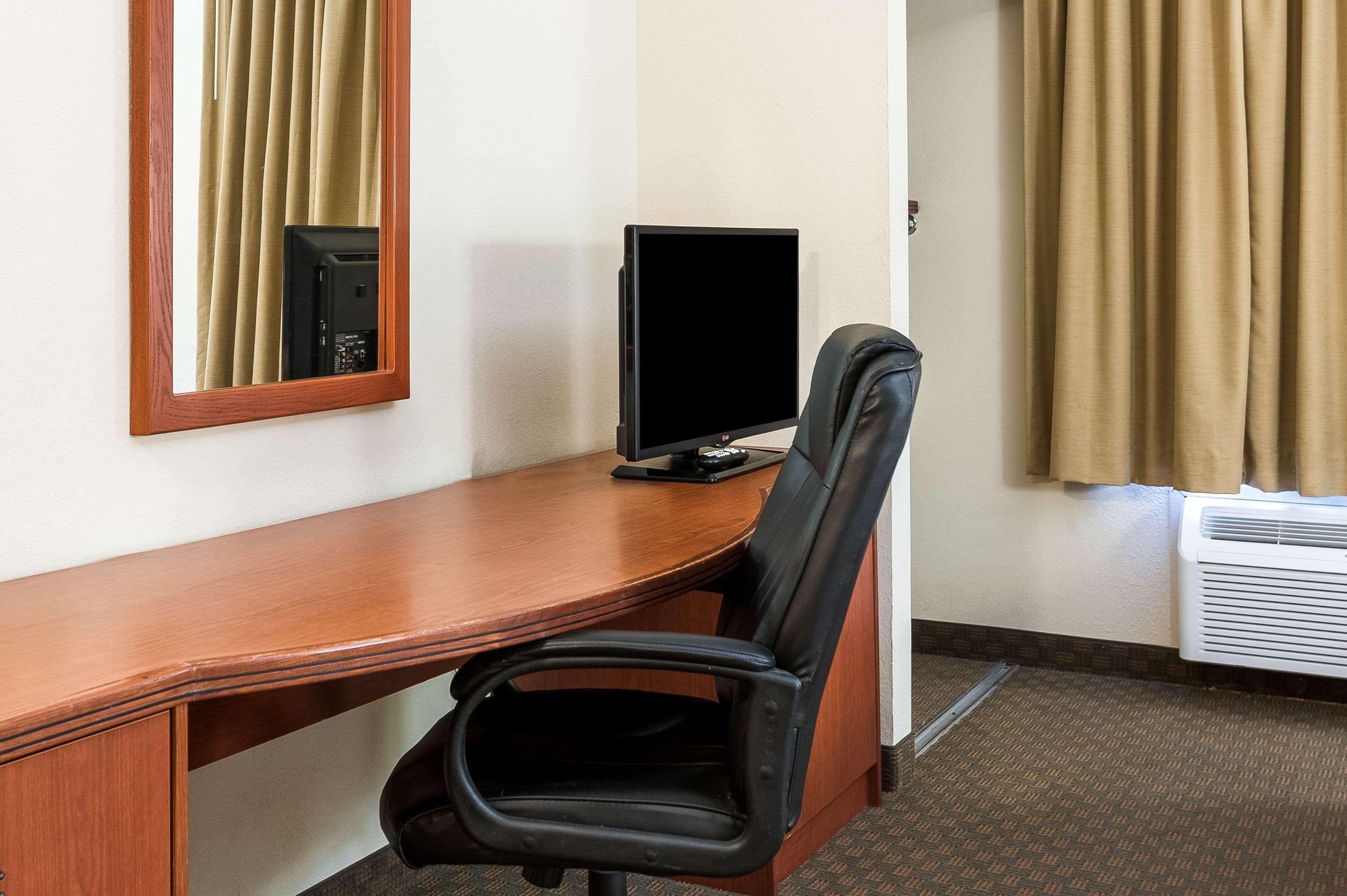 Quality Inn & Suites Lake Charles South Екстер'єр фото