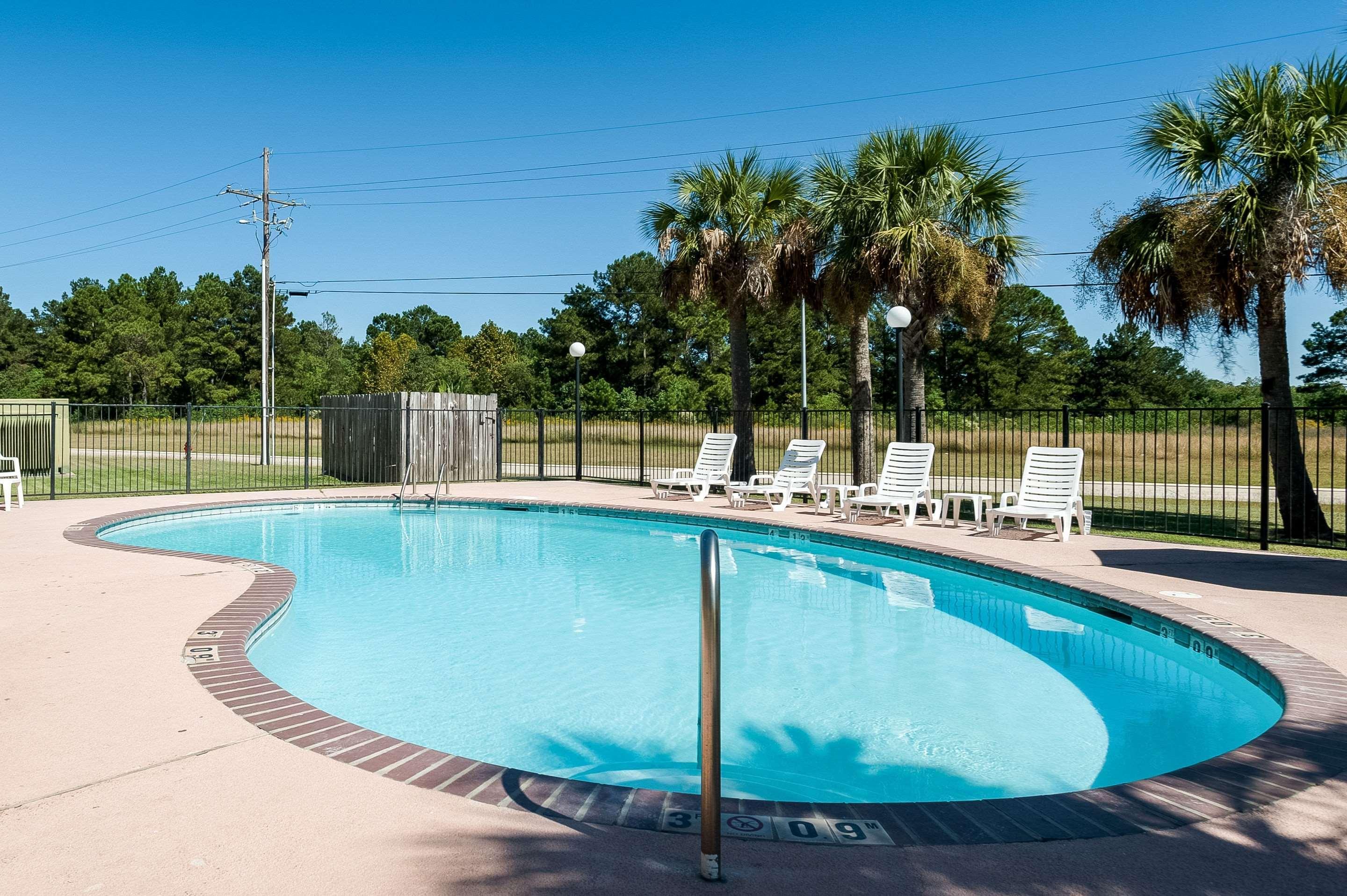 Quality Inn & Suites Lake Charles South Екстер'єр фото