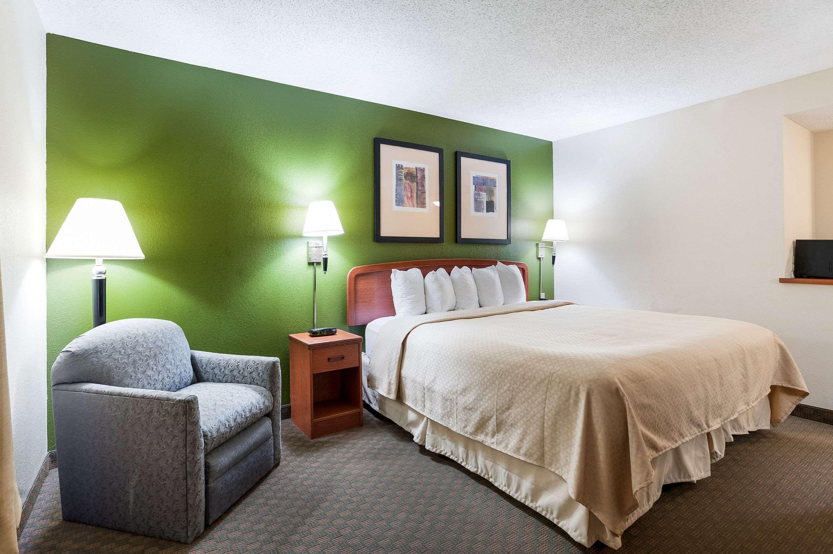 Quality Inn & Suites Lake Charles South Екстер'єр фото