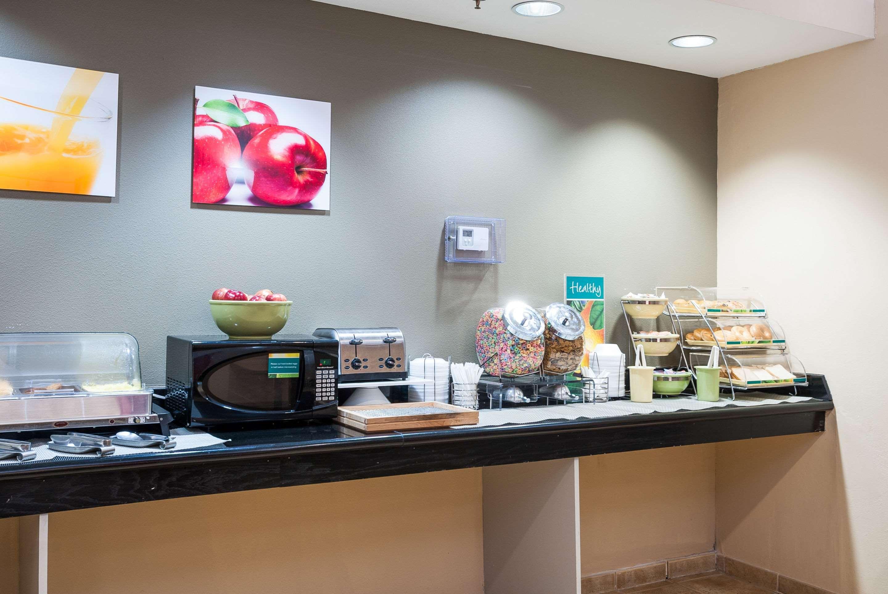 Quality Inn & Suites Lake Charles South Екстер'єр фото