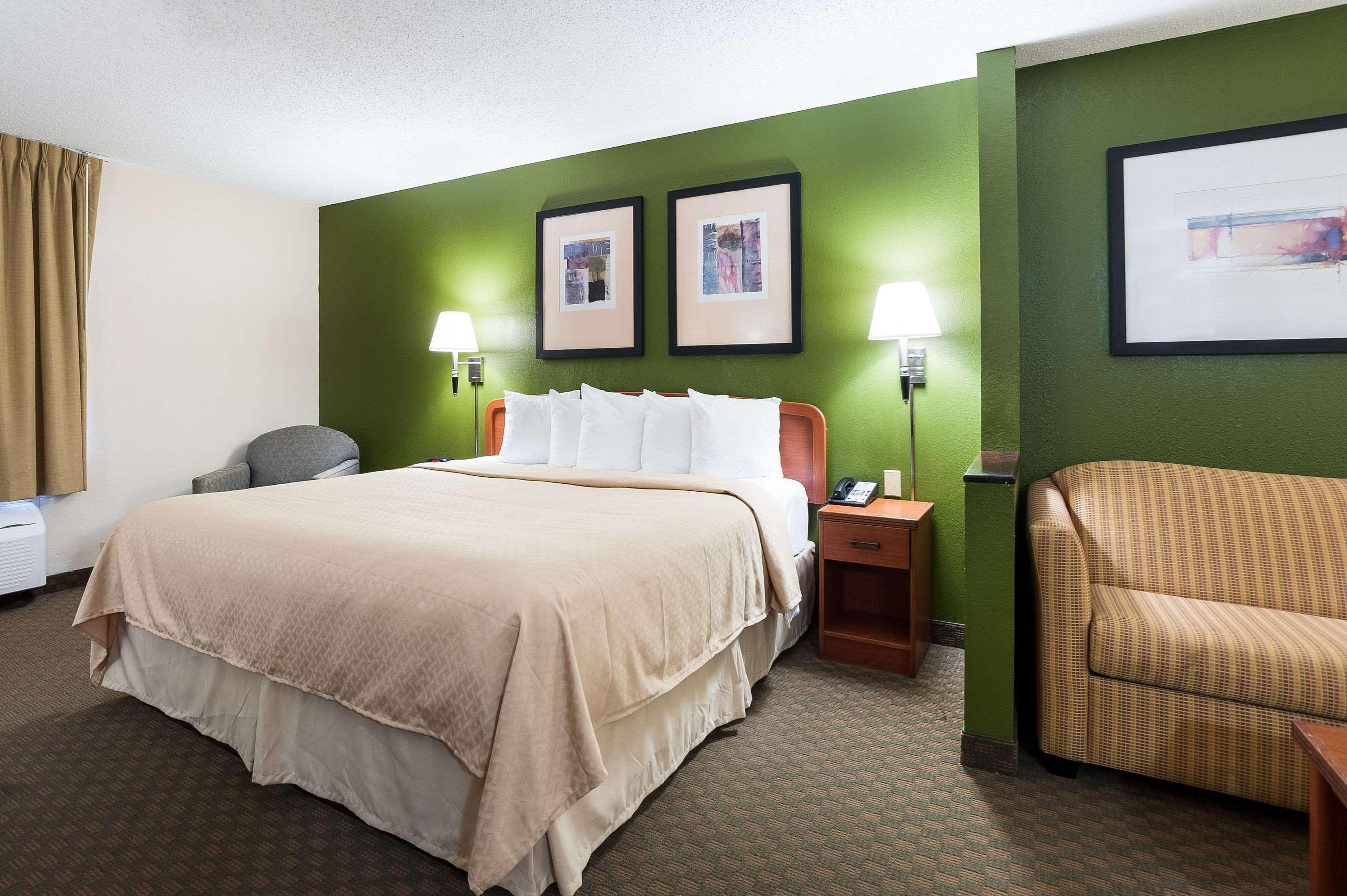 Quality Inn & Suites Lake Charles South Екстер'єр фото