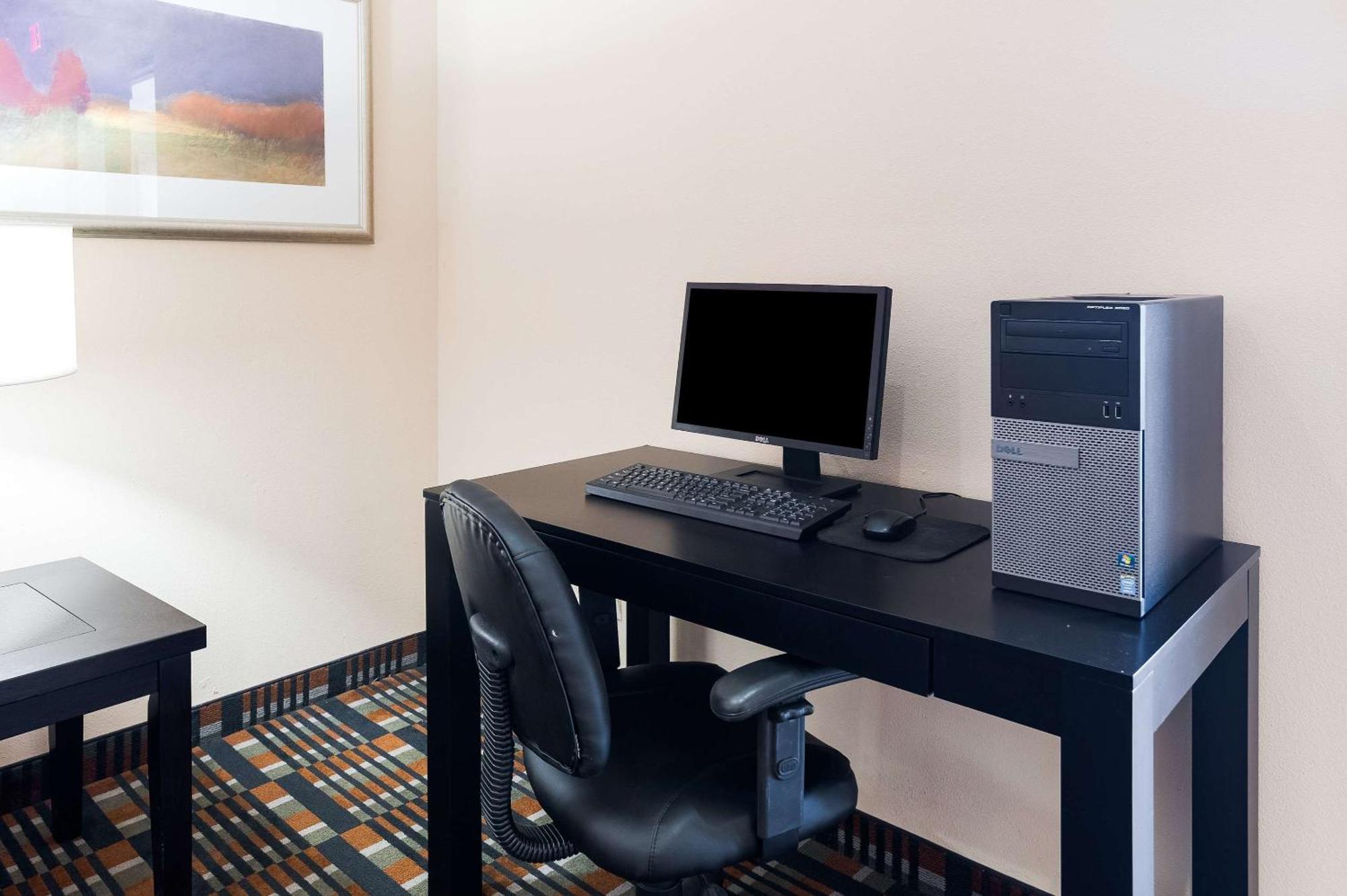Quality Inn & Suites Lake Charles South Екстер'єр фото