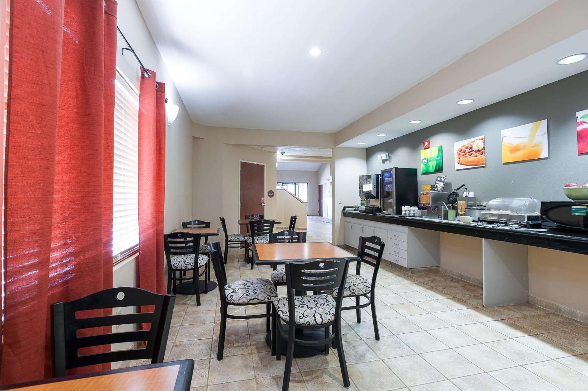 Quality Inn & Suites Lake Charles South Екстер'єр фото