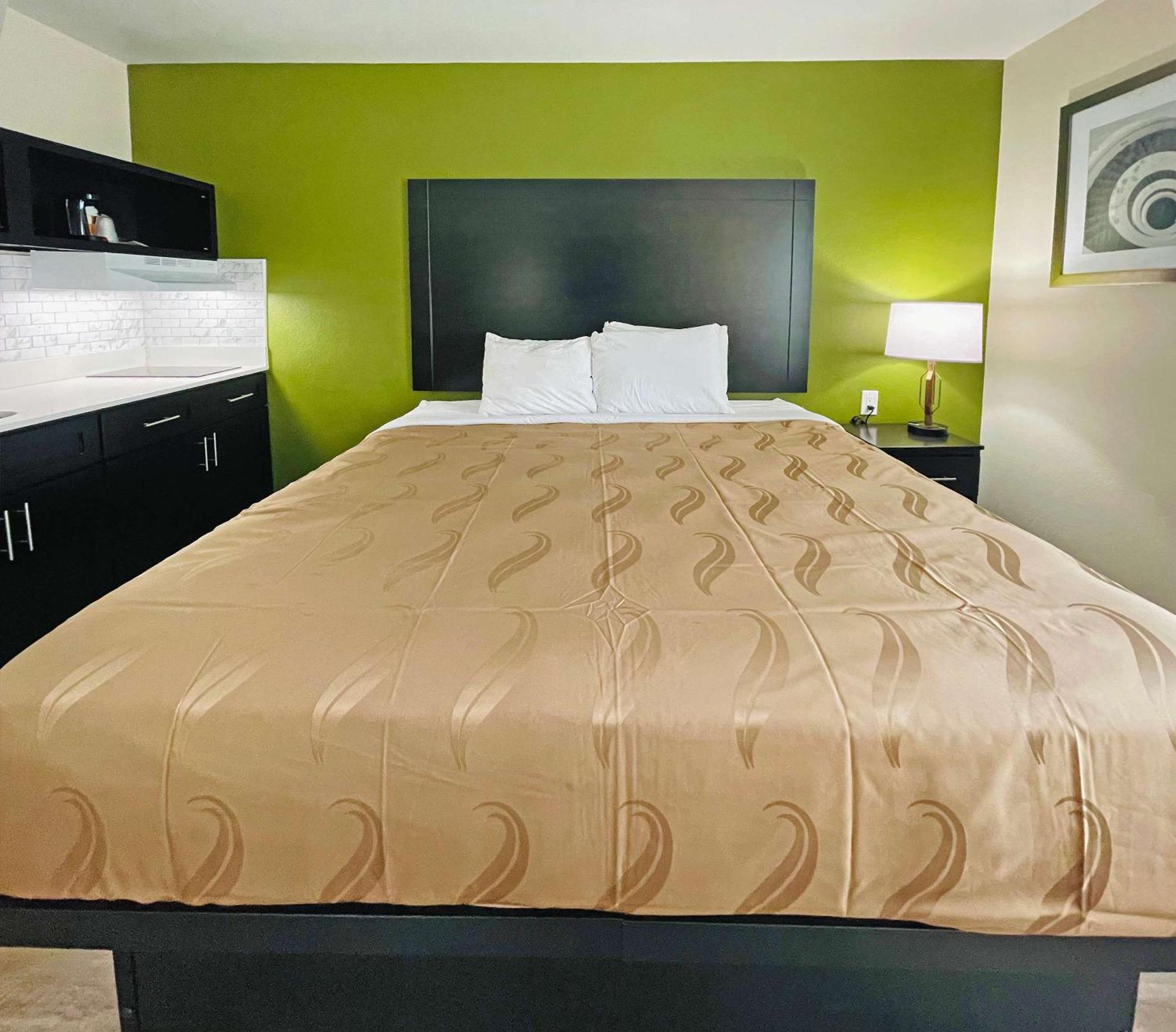 Quality Inn & Suites Lake Charles South Екстер'єр фото