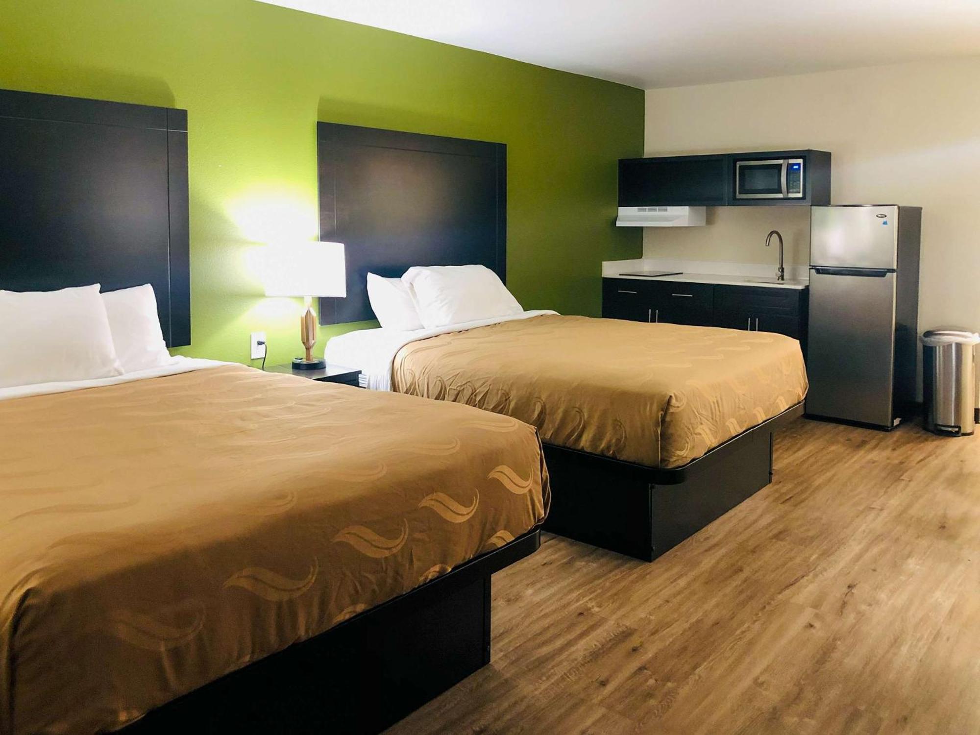 Quality Inn & Suites Lake Charles South Екстер'єр фото